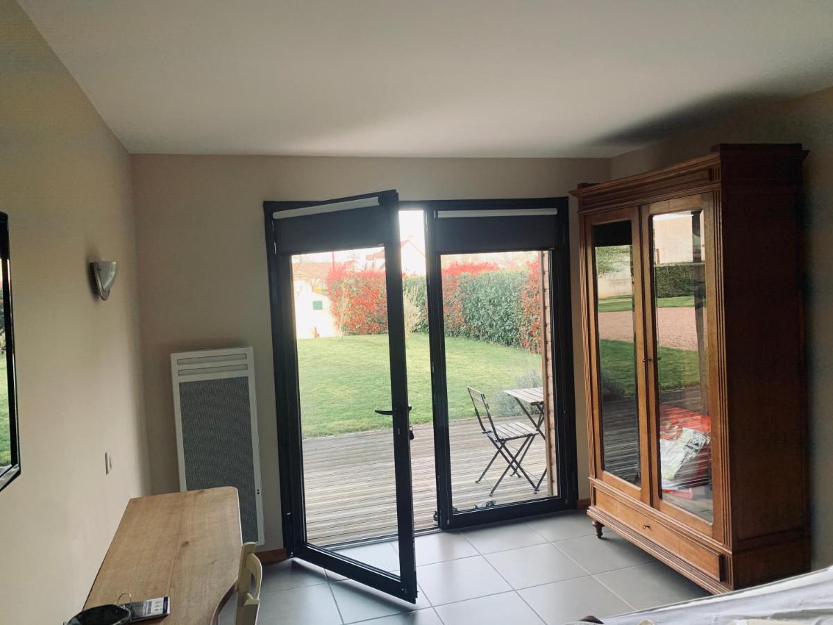 Bed and Breakfast La Grange de l’Ouche Saint-Parize-le-Chatel Exterior foto